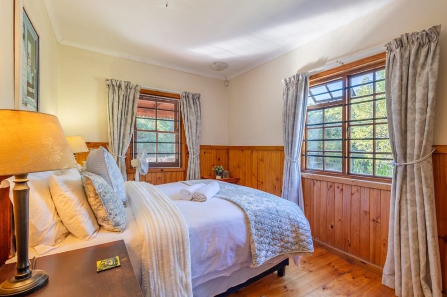 To Let 2 Bedroom Property for Rent in Rheenendal Western Cape